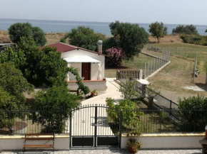 Calabria-VILLA FRANCA- AAUT Casa per Vacanze al mare- Privacy e tranquillità- Cariati